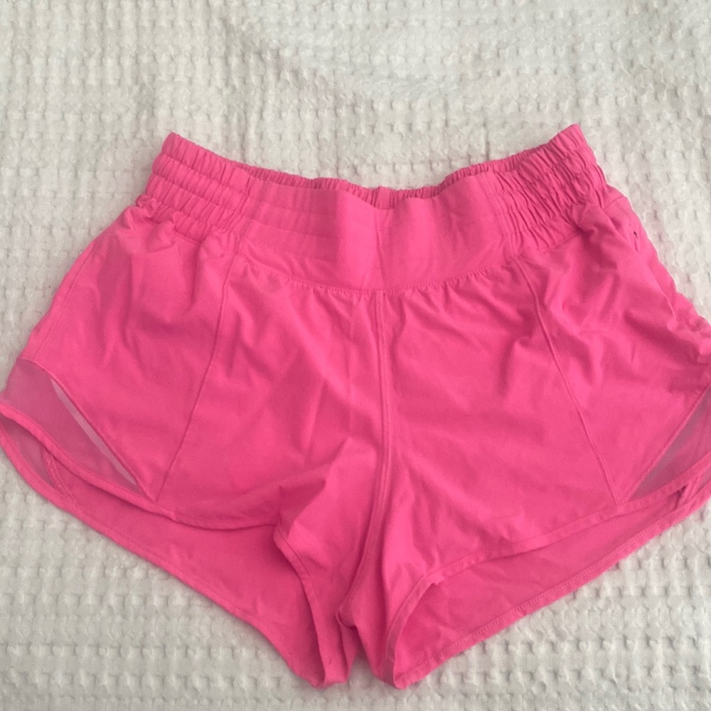 COPY - High- Waisted Lulu Lemon Hotty Hot Shorts